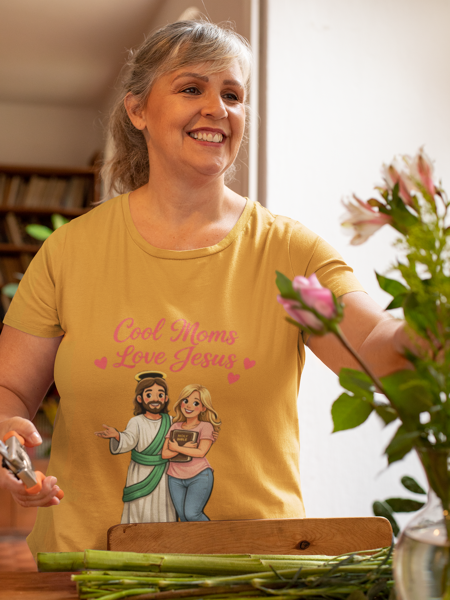 Christian Mom T‑Shirt "Cool Moms Love Jesus" – Proverbs 31:28